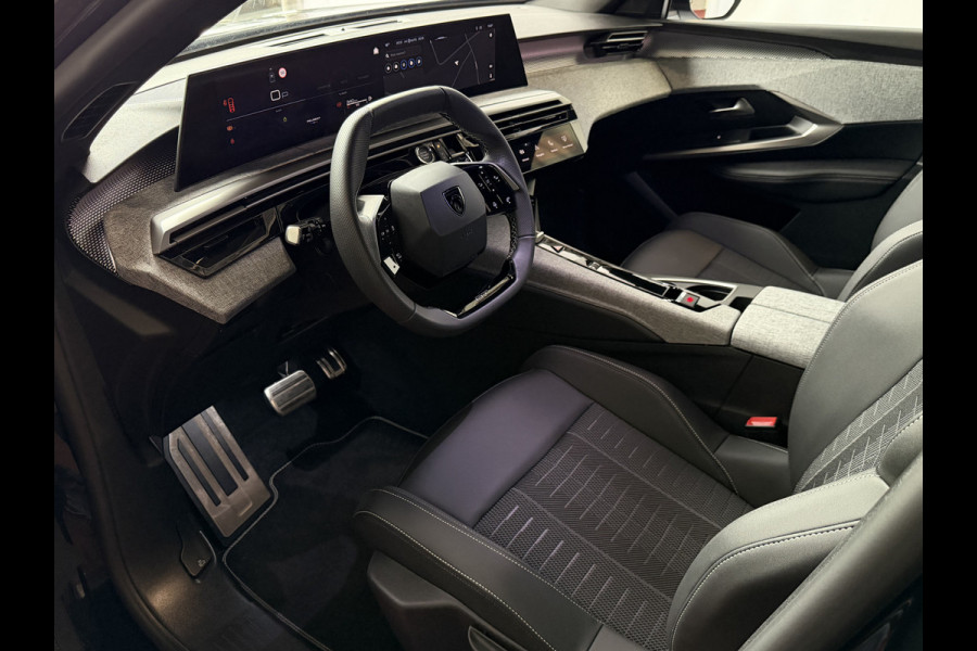 Peugeot 5008 1.2 HYBRID 145e. 11/25 GT LINE AUT. 7PERS CARPLAY XL NAVI STOELVERW KEYLESS 360CAM ELEK.KLEP 7P 7 Persoons