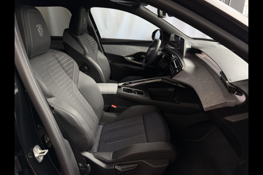Peugeot 5008 1.2 HYBRID 145e. 11/25 GT LINE AUT. 7PERS CARPLAY XL NAVI STOELVERW KEYLESS 360CAM ELEK.KLEP 7P 7 Persoons