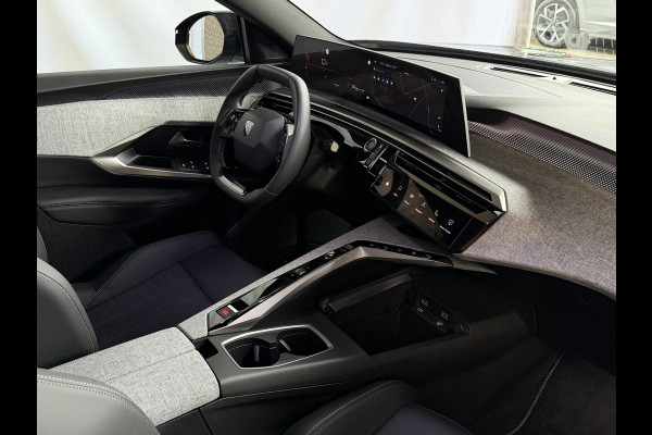 Peugeot 5008 1.2 HYBRID 145e. 11/25 GT LINE AUT. 7PERS CARPLAY XL NAVI STOELVERW KEYLESS 360CAM ELEK.KLEP 7P 7 Persoons