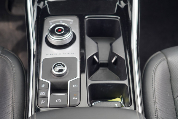 Kia Sorento 1.6 T-GDI Hybrid 2WD DynamicPlusLine 7p. / Incl. BTW / Pano / 125dkm NAP / Bose Audio / Stoelverw.