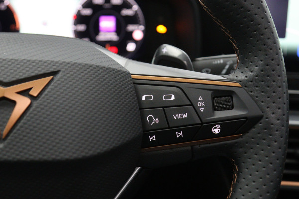 CUPRA Formentor 1.4 e-Hybrid VZ 245 PK Performance, Panoramadak, Trekhaak, Camera