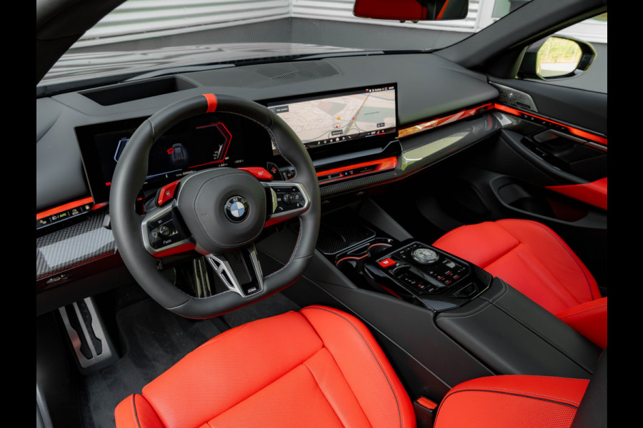 BMW 5 Serie Touring M5 - Pano - Bowers & Wilkins - Trekhaak - M-Driver's Pack
