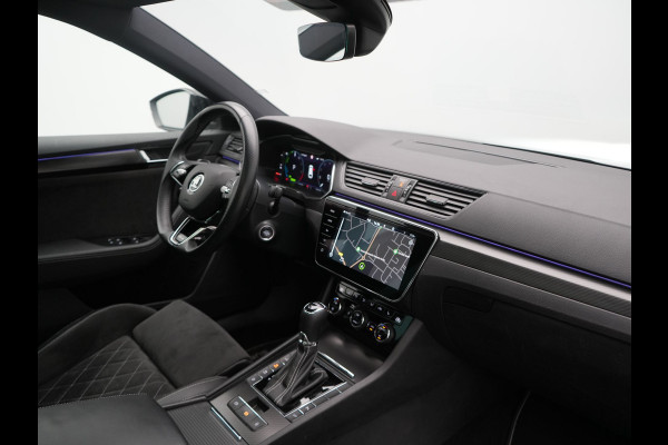 Škoda Superb Combi 1.4 TSI iV Sportline Business PHEV 218pk Dealer O.H. | Panodak | Adaptive Cruise | Camera | Canton Audio | Alcantara Sportstoelen Memory & Verwarmd | Sfeerverlichting | Keyless | Crystal LED | Apple Carplay | Stuur Verwarmd | Plug In Hybrid |