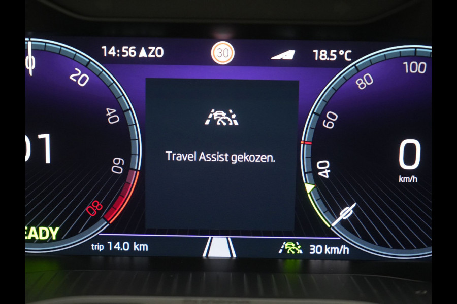 Škoda Superb Combi 1.4 TSI iV Sportline Business PHEV 218pk Dealer O.H. | Panodak | Adaptive Cruise | Camera | Canton Audio | Alcantara Sportstoelen Memory & Verwarmd | Sfeerverlichting | Keyless | Crystal LED | Apple Carplay | Stuur Verwarmd | Plug In Hybrid |
