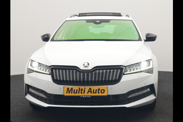 Škoda Superb Combi 1.4 TSI iV Sportline Business PHEV 218pk Dealer O.H. | Panodak | Adaptive Cruise | Camera | Canton Audio | Alcantara Sportstoelen Memory & Verwarmd | Sfeerverlichting | Keyless | Crystal LED | Apple Carplay | Stuur Verwarmd | Plug In Hybrid |
