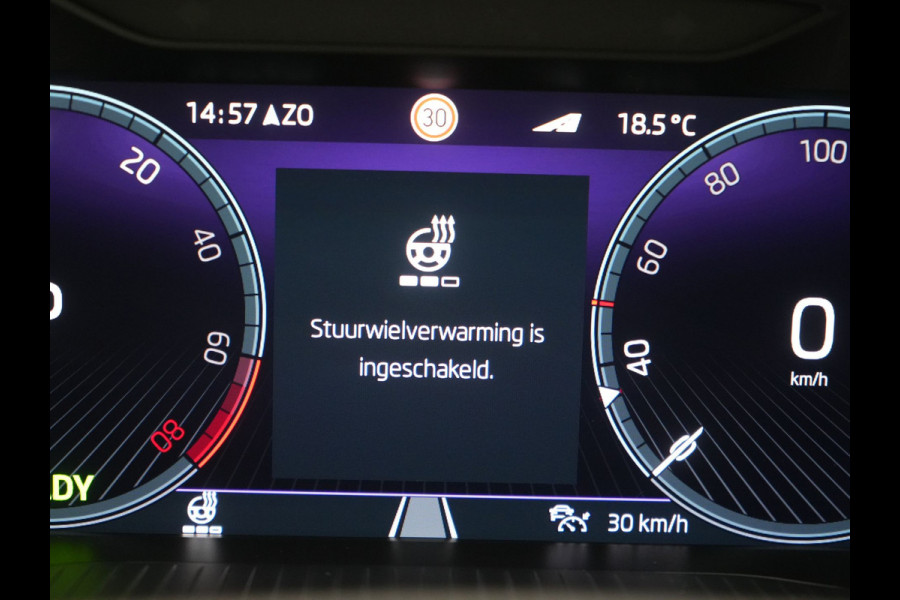 Škoda Superb Combi 1.4 TSI iV Sportline Business PHEV 218pk Dealer O.H. | Panodak | Adaptive Cruise | Camera | Canton Audio | Alcantara Sportstoelen Memory & Verwarmd | Sfeerverlichting | Keyless | Crystal LED | Apple Carplay | Stuur Verwarmd | Plug In Hybrid |