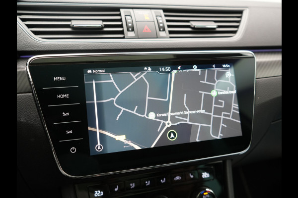 Škoda Superb Combi 1.4 TSI iV Sportline Business PHEV 218pk Dealer O.H. | Panodak | Adaptive Cruise | Camera | Canton Audio | Alcantara Sportstoelen Memory & Verwarmd | Sfeerverlichting | Keyless | Crystal LED | Apple Carplay | Stuur Verwarmd | Plug In Hybrid |