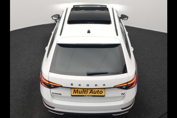 Škoda Superb Combi 1.4 TSI iV Sportline Business PHEV 218pk Dealer O.H. | Panodak | Adaptive Cruise | Camera | Canton Audio | Alcantara Sportstoelen Memory & Verwarmd | Sfeerverlichting | Keyless | Crystal LED | Apple Carplay | Stuur Verwarmd | Plug In Hybrid |