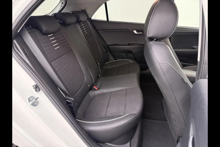Kia Rio 1.0 T-GDi GT-Line - Automaat - Navi - Camera - Schuifdak - Climate