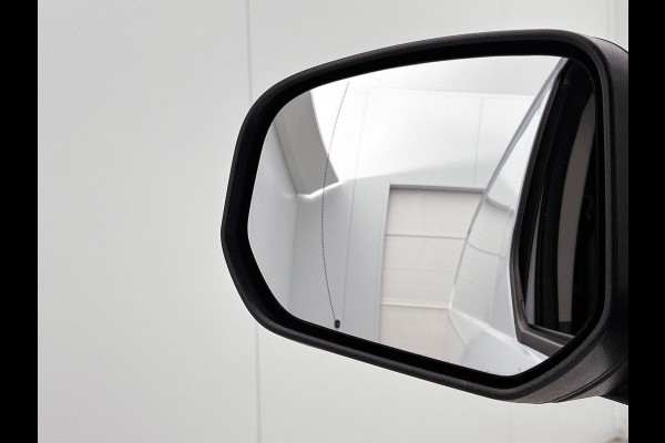 Ford Transit Connect 1.5 EcoBlue Automaat L2 Trend Navigatie Airco Parkeersensoren Cruise Control 3Zits Camera DAB+
