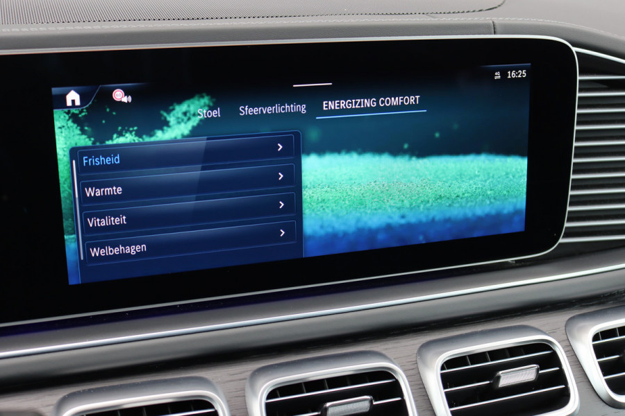 Mercedes-Benz GLE AMG 53 Hybrid 4MATIC+ Premium | Luchtvering | Distronic | Comfortpakket Achter+ | Trekhaak | Burmester | Vlakkenverwarming | Keyless Go | Augmented Reality | Surround Camera | Nappa Leder |
