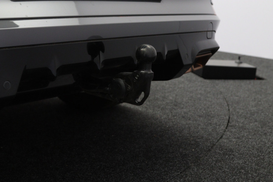 CUPRA Formentor 1.4 e-Hybrid VZ 245 PK Performance PHEV, Trekhaak, Keyless, 360 Camera, Memory, Winterpakket