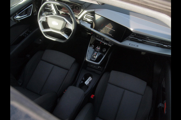 Audi Q4 e-tron 40 Launch edition Advanced Plus 77 kWh | SOH 92% | Panoramadak | Sonos | Camera | Black optic pakket | NL-Auto |