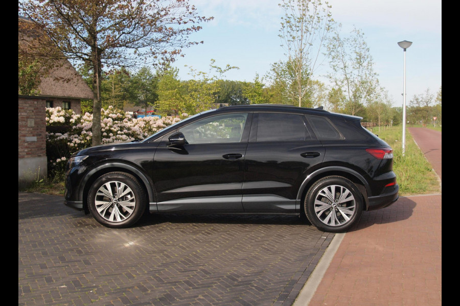 Audi Q4 e-tron 40 Launch edition Advanced Plus 77 kWh | SOH 92% | Panoramadak | Sonos | Camera | Black optic pakket | NL-Auto |
