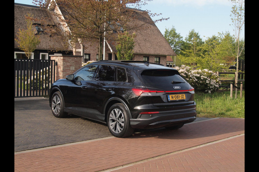 Audi Q4 e-tron 40 Launch edition Advanced Plus 77 kWh | SOH 92% | Panoramadak | Sonos | Camera | Black optic pakket | NL-Auto |