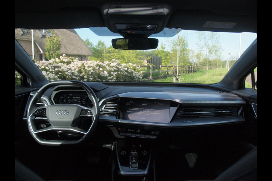 Audi Q4 e-tron 40 Launch edition Advanced Plus 77 kWh | SOH 92% | Panoramadak | Sonos | Camera | Black optic pakket | NL-Auto |