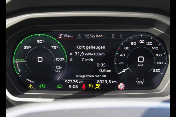 Audi Q4 e-tron 40 Launch edition Advanced Plus 77 kWh | SOH 92% | Panoramadak | Sonos | Camera | Black optic pakket | NL-Auto |