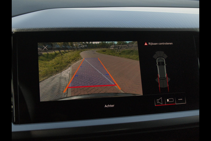 Audi Q4 e-tron 40 Launch edition Advanced Plus 77 kWh | SOH 92% | Panoramadak | Sonos | Camera | Black optic pakket | NL-Auto |