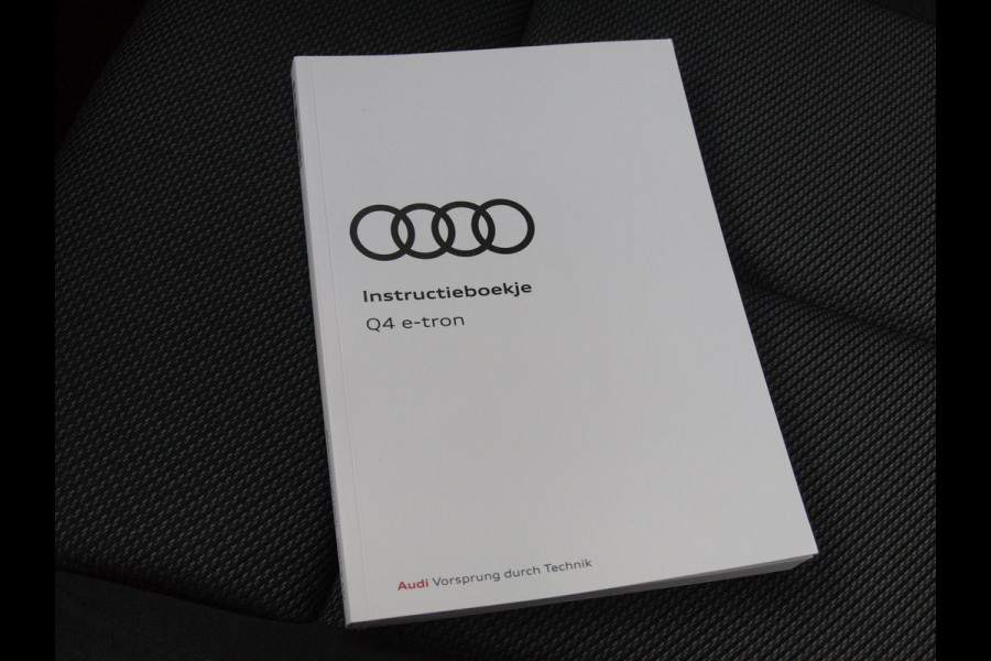 Audi Q4 e-tron 40 Launch edition Advanced Plus 77 kWh | SOH 92% | Panoramadak | Sonos | Camera | Black optic pakket | NL-Auto |