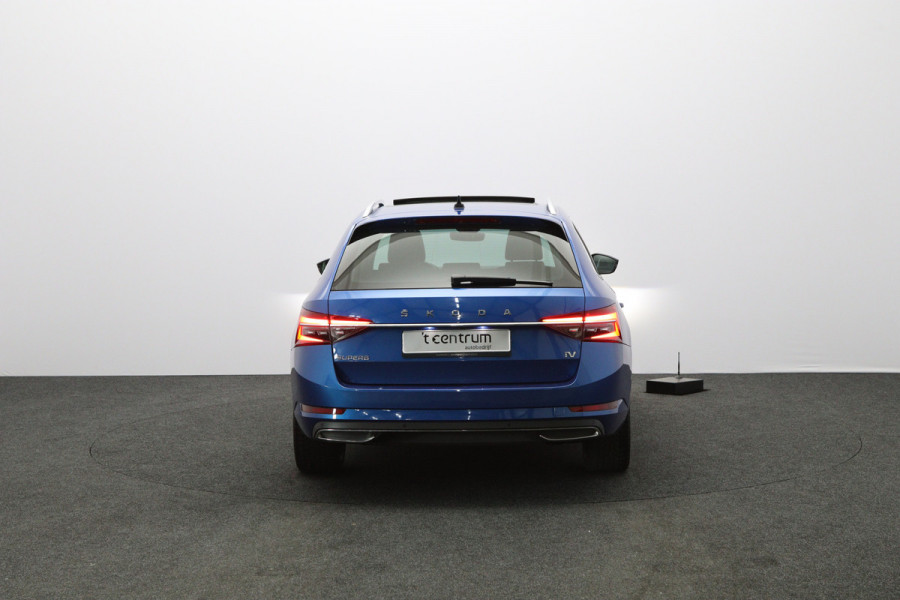 Škoda Superb Combi 1.4 TSI iV 218 PK Laurent & Klement PHEV, Trekhaak, Panoramadak, Canton-Sound, Adap. Cruise Control, Memory