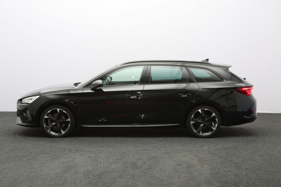 CUPRA Leon Sportstourer 1.4 e-Hybrid 204 PK Business PHEV, Camera, Winterpakket, Adap. Cruise Control