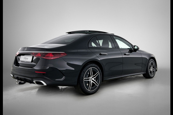 Mercedes-Benz E-Klasse 300 e Business Solution AMG | Comfortpakket Plus | Winterpakket | Nightpakket | Parkeerpakket | Trekhaak | Panoramaschuifdak | 360° camera | Warmtewerend, donkergetint glas | 19-inch vijfspaak AMG velgen |