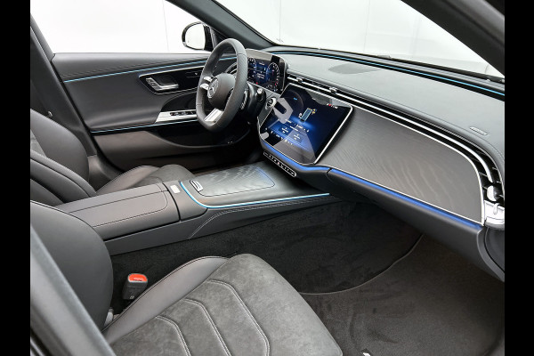 Mercedes-Benz E-Klasse 300 e Business Solution AMG | Comfortpakket Plus | Winterpakket | Nightpakket | Parkeerpakket | Trekhaak | Panoramaschuifdak | 360° camera | Warmtewerend, donkergetint glas | 19-inch vijfspaak AMG velgen |