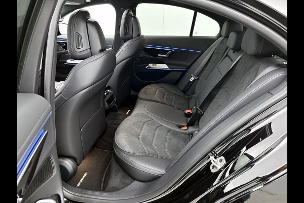 Mercedes-Benz E-Klasse 300 e Business Solution AMG | Comfortpakket Plus | Winterpakket | Nightpakket | Parkeerpakket | Trekhaak | Panoramaschuifdak | 360° camera | Warmtewerend, donkergetint glas | 19-inch vijfspaak AMG velgen |