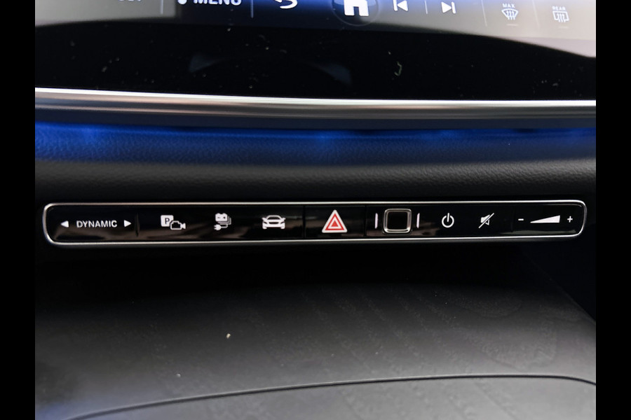 Mercedes-Benz E-Klasse 300 e Business Solution AMG | Comfortpakket Plus | Winterpakket | Nightpakket | Parkeerpakket | Trekhaak | Panoramaschuifdak | 360° camera | Warmtewerend, donkergetint glas | 19-inch vijfspaak AMG velgen |