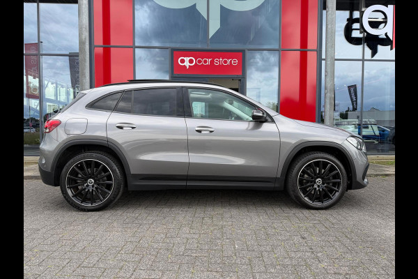 Mercedes-Benz GLA 250 e Business Line AMG/Panorama/Memory Full spec