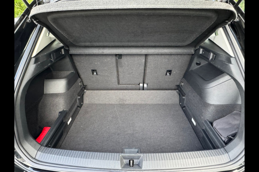 Volkswagen Tiguan 1.5 eTSI DSG LIFE GOAL IQ.LIGHT/360°CAMERA/TREKHAAK/FABRIEKS GARANTIE