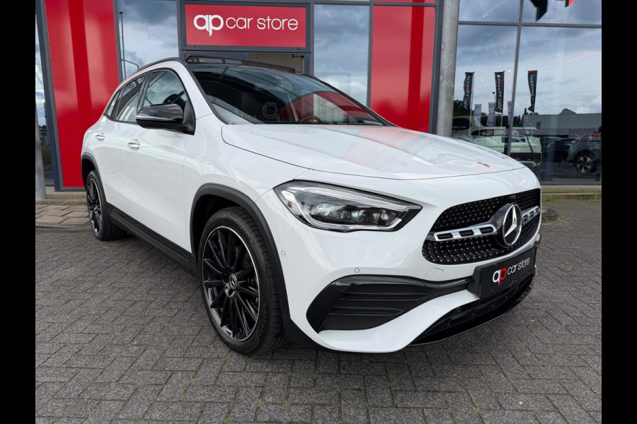 Mercedes-Benz GLA 250 e Hybride AMG Night Pakket Panorama Ambient Light