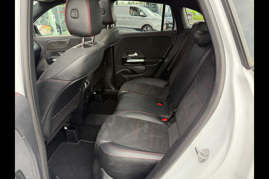 Mercedes-Benz GLA 250 e Hybride AMG Night Pakket Panorama Ambient Light