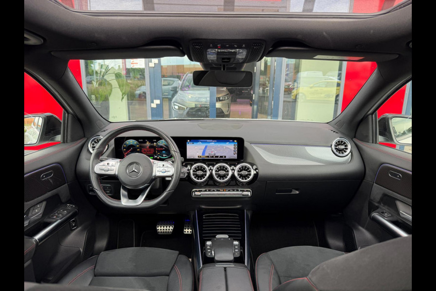 Mercedes-Benz GLA 250 e Hybride AMG Night Pakket Panorama Ambient Light