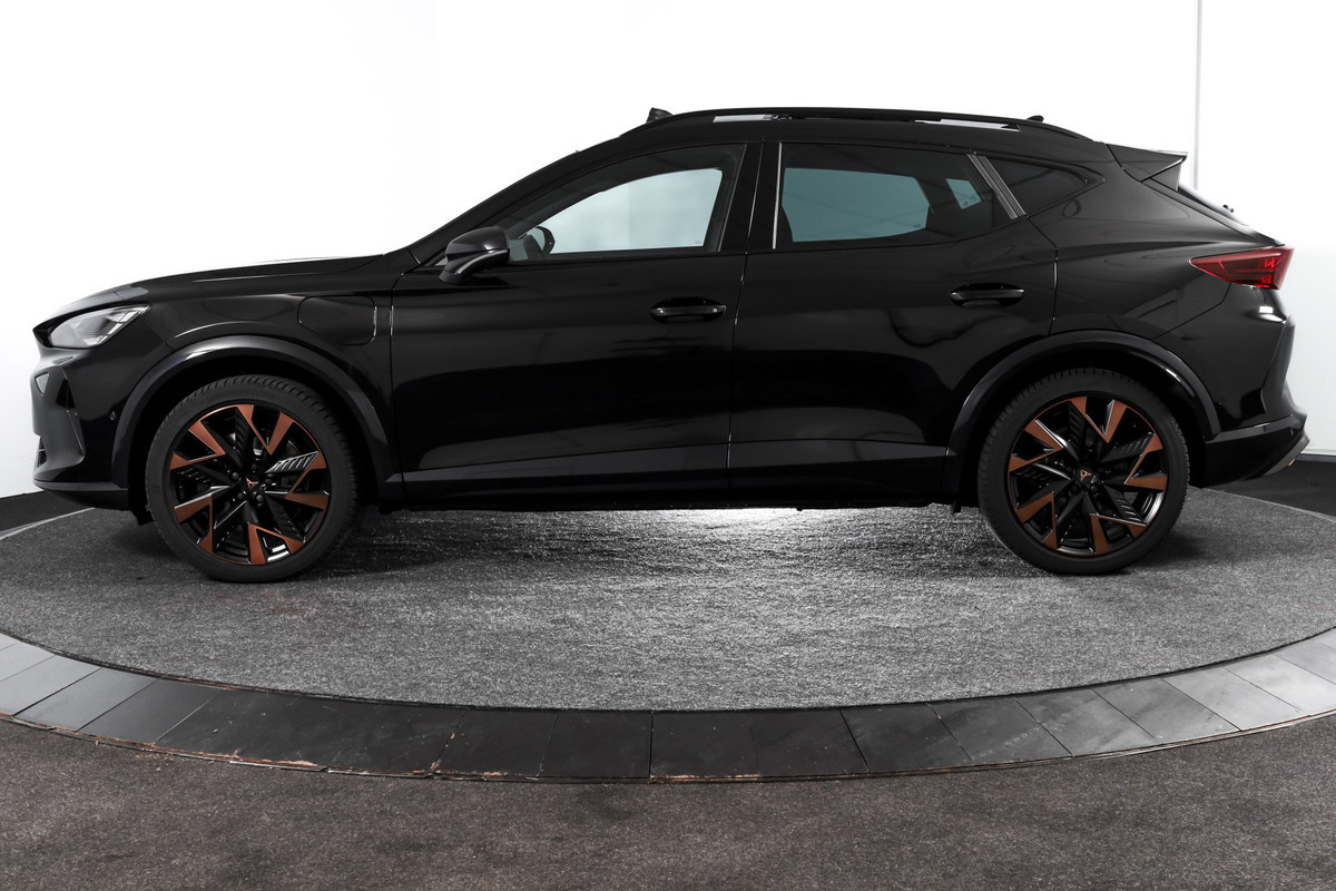 CUPRA Formentor 1.5 TSI e-Hybrid 272 PK VZ Performance | S/k-panodak | Adapt. Cruise | Memory | Stoel-+Stuurverw. | 360 Camera | Dig. Cockpit | NAV + App. Connect | ECC | Elek. Klep | LM 19" | 2603