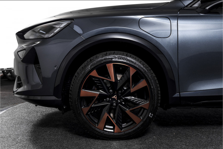 CUPRA Formentor 1.5 TSI e-Hybrid 272 PK VZ Performance | S/k-panodak | Adapt. Cruise | Memory | Stoel-+Stuurverw. | 360 Camera | Dig. Cockpit | NAV + App. Connect | ECC | Elek. Klep | LM 19" | 8166