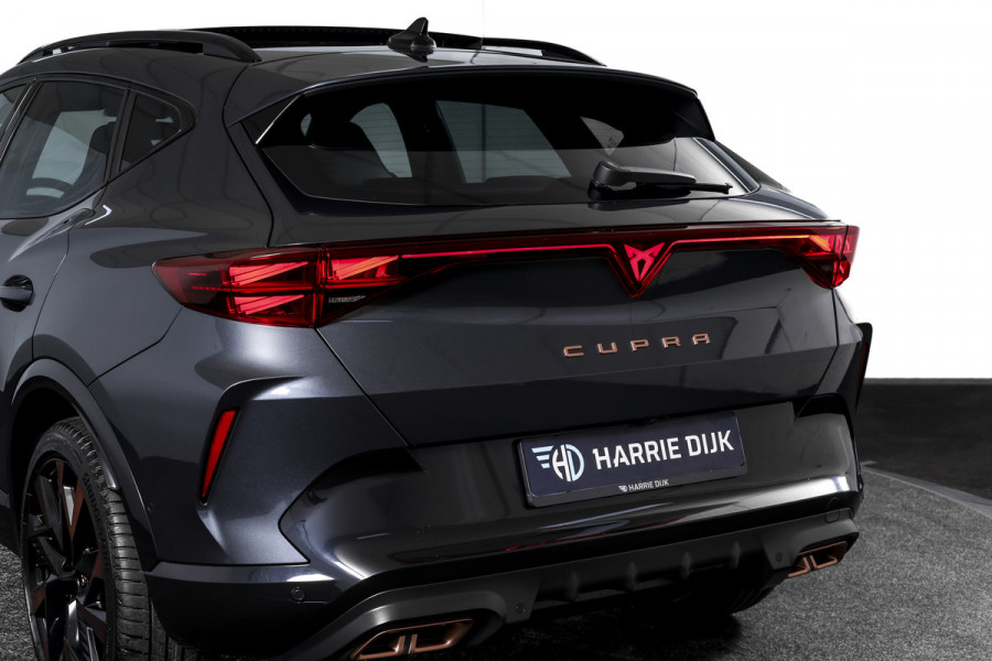 CUPRA Formentor 1.5 TSI e-Hybrid 272 PK VZ Performance | S/k-panodak | Adapt. Cruise | Memory | Stoel-+Stuurverw. | 360 Camera | Dig. Cockpit | NAV + App. Connect | ECC | Elek. Klep | LM 19" | 8166
