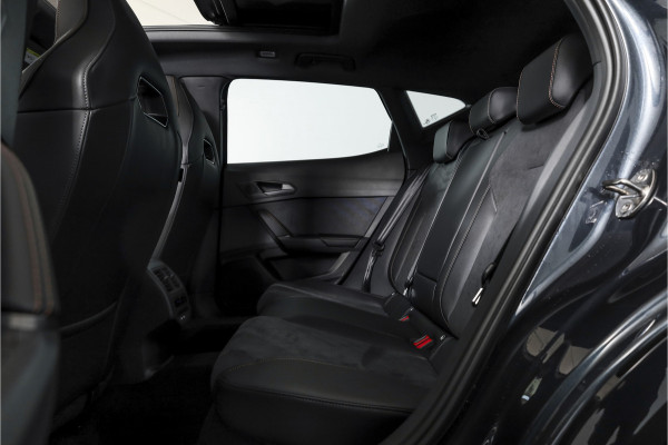 CUPRA Formentor 1.5 TSI e-Hybrid 272 PK VZ Performance | S/k-panodak | Adapt. Cruise | Memory | Stoel-+Stuurverw. | 360 Camera | Dig. Cockpit | NAV + App. Connect | ECC | Elek. Klep | LM 19" | 8166