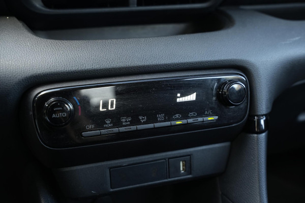 Mazda 2 Hybrid 1.5 Centre-line Cruise Lane Assist Clima Navi