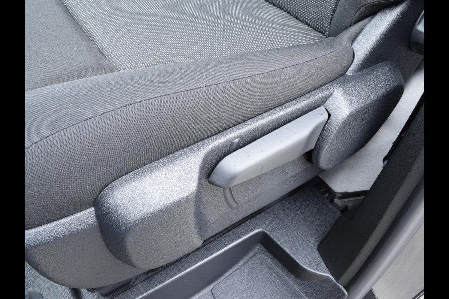 Opel Vivaro Electric L3 75 kWh Tot 8 jaar garantie | Surround View pakket | Apple Carplay | camera | dodehoek detectie | parkeersensoren voor & achter | Comfort tussenschot | rijklaarprijs