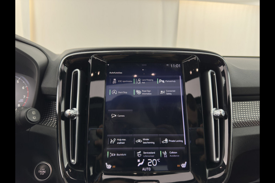 Volvo XC40 1.5 T3 R-Design *PANO | LEATHER-MICROFIBRE | FULL-LED | HARMAN/KARDON | HEATED-SPORTSEATS | DIGI-COCKPIT | NAVI-FULLMAP | ECC | PDC | CRUISE | TOWBAR | 18''ALU*