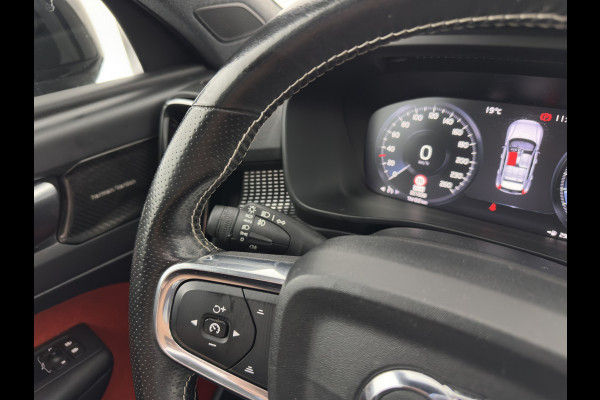 Volvo XC40 1.5 T3 R-Design *PANO | LEATHER-MICROFIBRE | FULL-LED | HARMAN/KARDON | HEATED-SPORTSEATS | DIGI-COCKPIT | NAVI-FULLMAP | ECC | PDC | CRUISE | TOWBAR | 18''ALU*