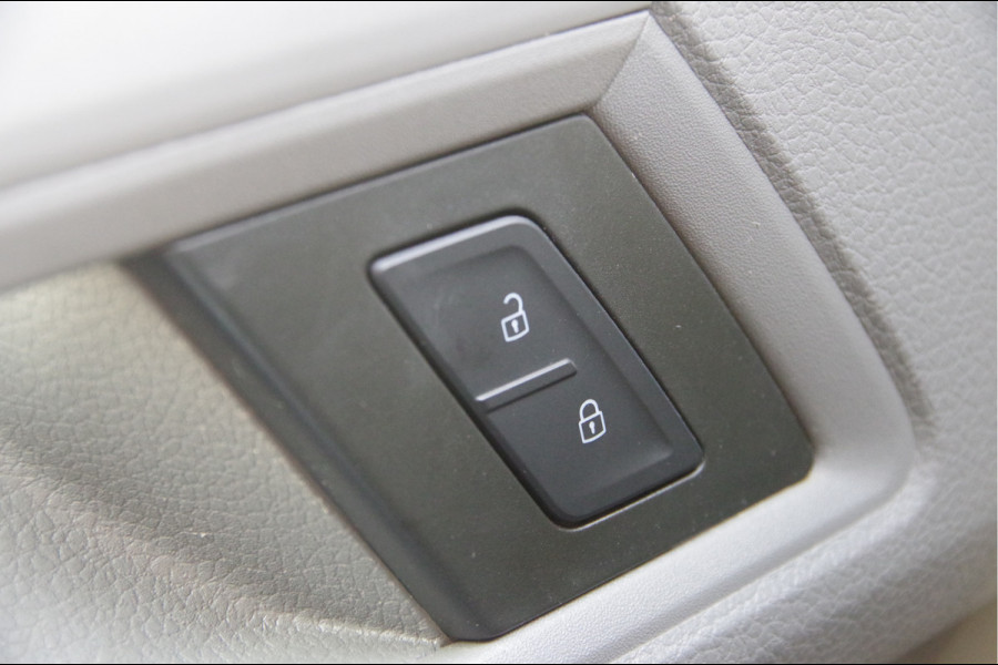 MAN TGE 3.180 35 2.0 L3H2(L2H1) 3-ZITS, 177PK AUT. LED, TREKHAAK, CAMERA, GEV. STOEL, CRUISE, CLIMA, APPLE CARPLAY/ANDROID AUTO