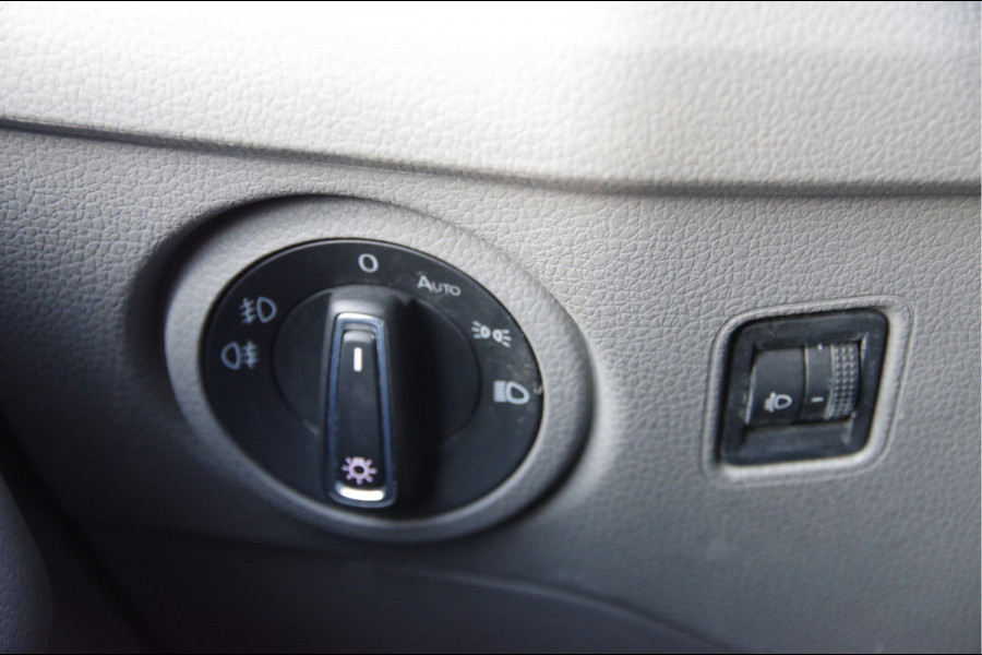 MAN TGE 3.180 35 2.0 L3H2(L2H1) 3-ZITS, 177PK AUT. LED, TREKHAAK, CAMERA, GEV. STOEL, CRUISE, CLIMA, APPLE CARPLAY/ANDROID AUTO
