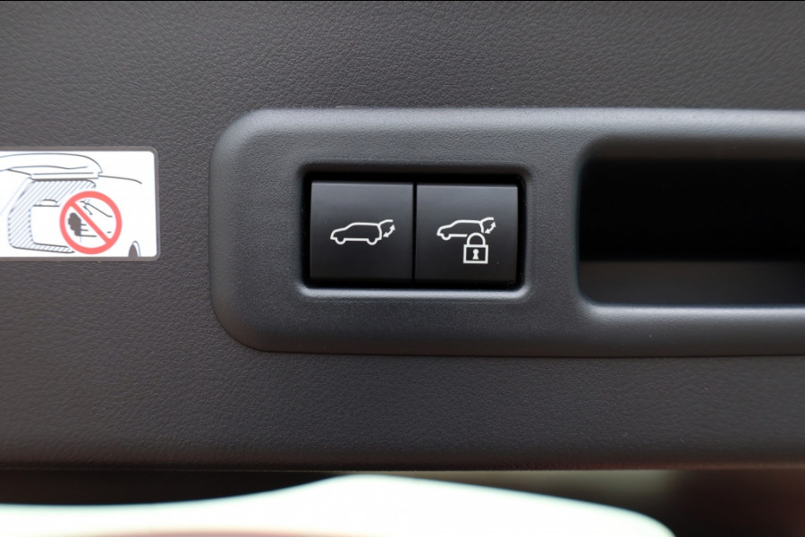 Lexus LBX Elegant 2WD | Advanced Pack | Mark Levinson | 360 Camera