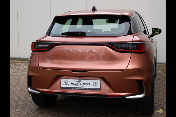 Lexus LBX Elegant 2WD | Advanced Pack | Mark Levinson | 360 Camera