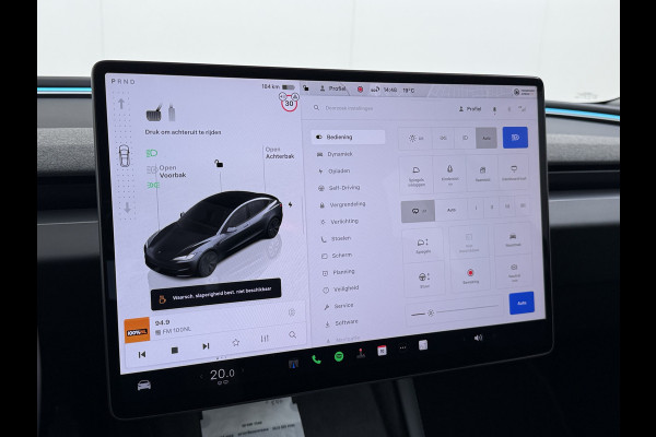Tesla Model 3 RWD Highland NIEUW MODEL LFP SOH 94% Warmtepomp Entertainment Display Achter FSD 4 Computer AMD Ryzen™ Stoel+Achterbank+Stuurver Lmv Led Elek.Achterklep Draadloos Laden Wifi Dodehoek detector Keyless Fabrieksgarantie tot 17-1-2028/80.000km! Garantie op Accu en Motor tot 17-1-2032/160.000km