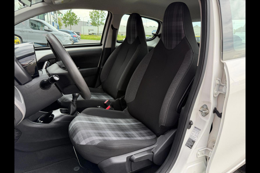 Peugeot 108 1.0 e-VTi Active | LED | Airco | Elektrische ramen | APK | NAP |