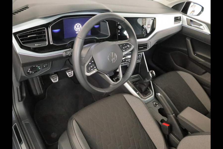Volkswagen Polo 1.0 TSI Life Edition GOAL 95 pk | Navigatie | Parkeersensoren | Adaptieve cruise control | Stoelverwarming | Autom. airco |