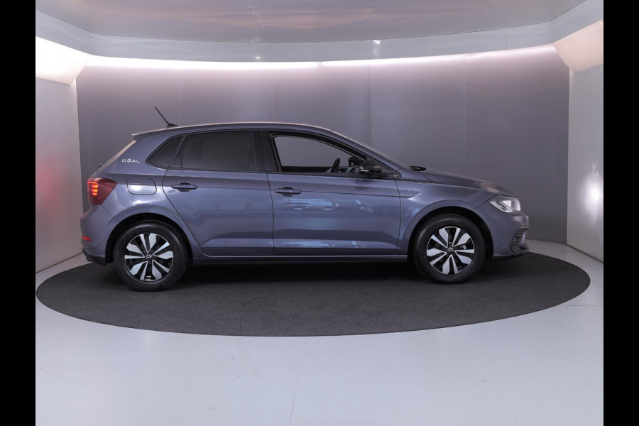 Volkswagen Polo 1.0 TSI Life Edition GOAL 95 pk | Navigatie | Parkeersensoren | Adaptieve cruise control | Stoelverwarming | Autom. airco |
